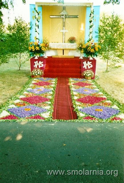 2000b.jpg
