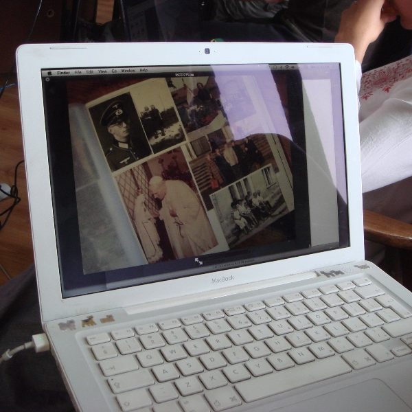 Kolejna strona tego samego albumu [Fot. Urszula Tarasiewicz]