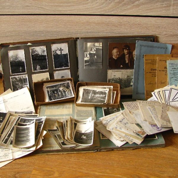 Zdjęcia i dokumenty z Racławiczek