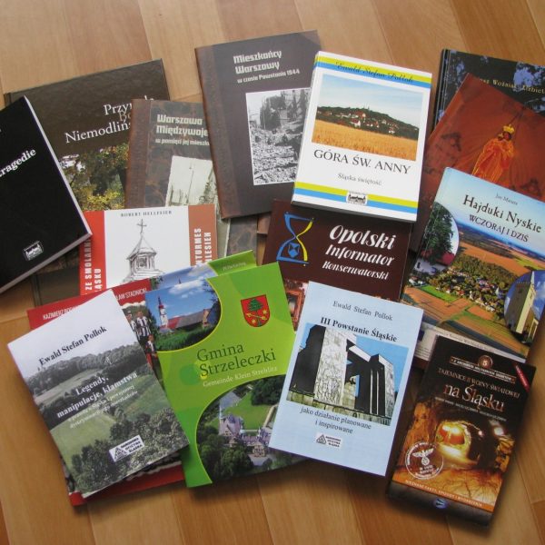 Książki przekazane do biblioteki